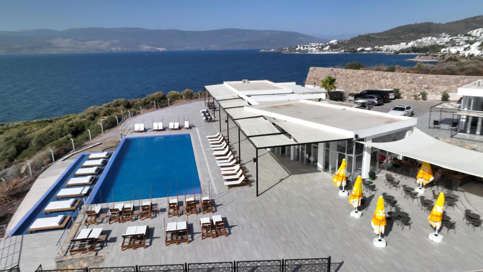 Ni Marin Hotel Milas Esterno foto